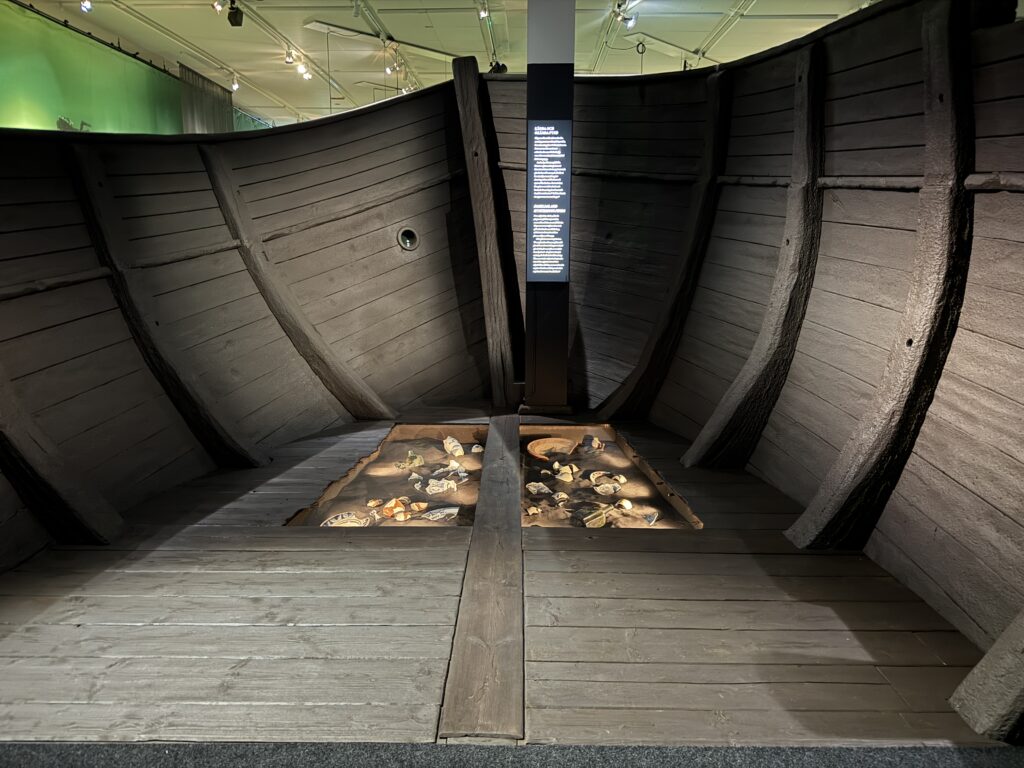 Skeppsvrak dekor frigolit Sjöhistoriska